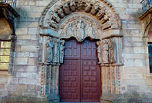 puerta camino de santiago